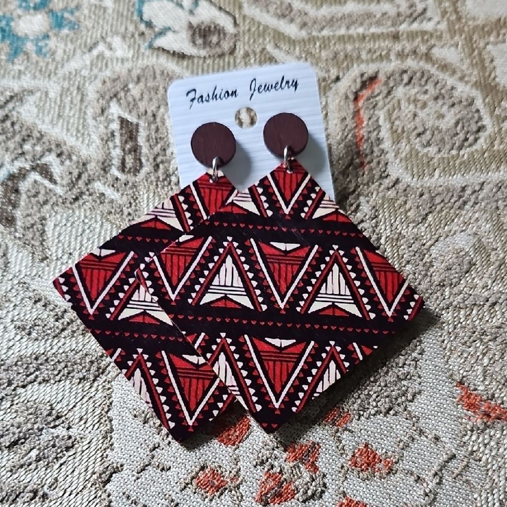 Fashion Jewelry Red and Black Statement Earrings